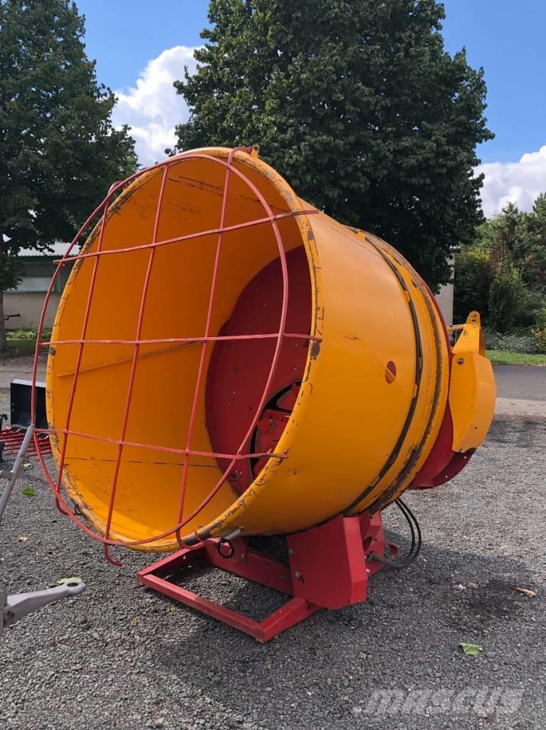 TEAGLE TOMAHAWK 5050 Paalinkäsittelykoneet