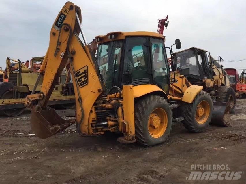 JCB 4cx Kaivurikuormaajat