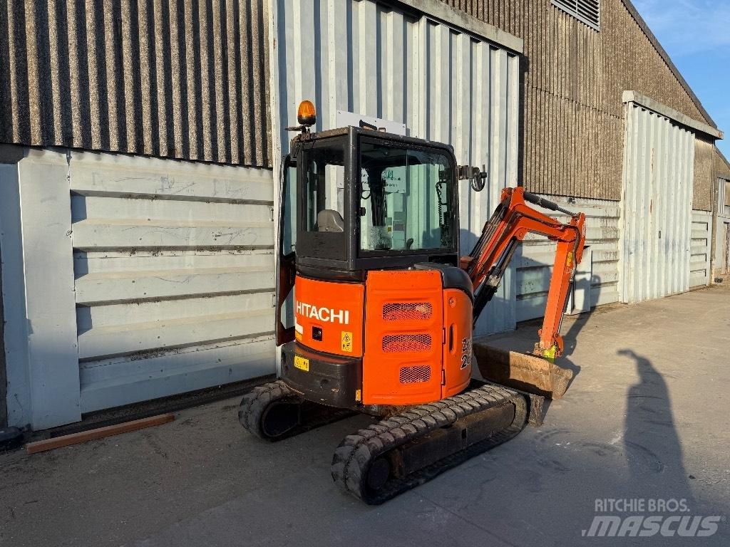 Hitachi ZX 26 Minikaivukoneet < 7t