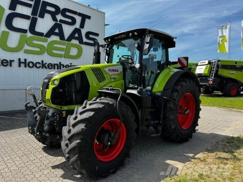 CLAAS AXION 830 Traktorit