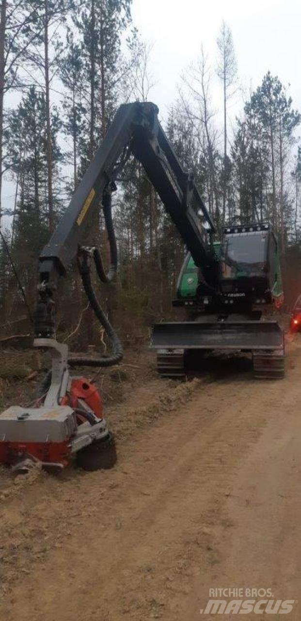Neuson 204 HVT Harvesterit