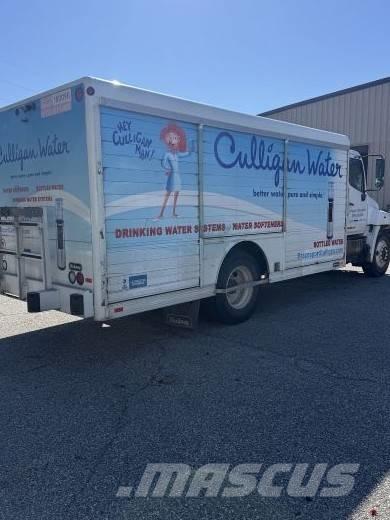 Hino 268 Juomien jakeluautot