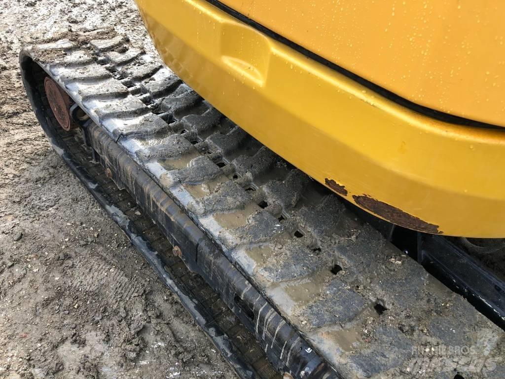 CAT 302.7 D Minikaivukoneet < 7t