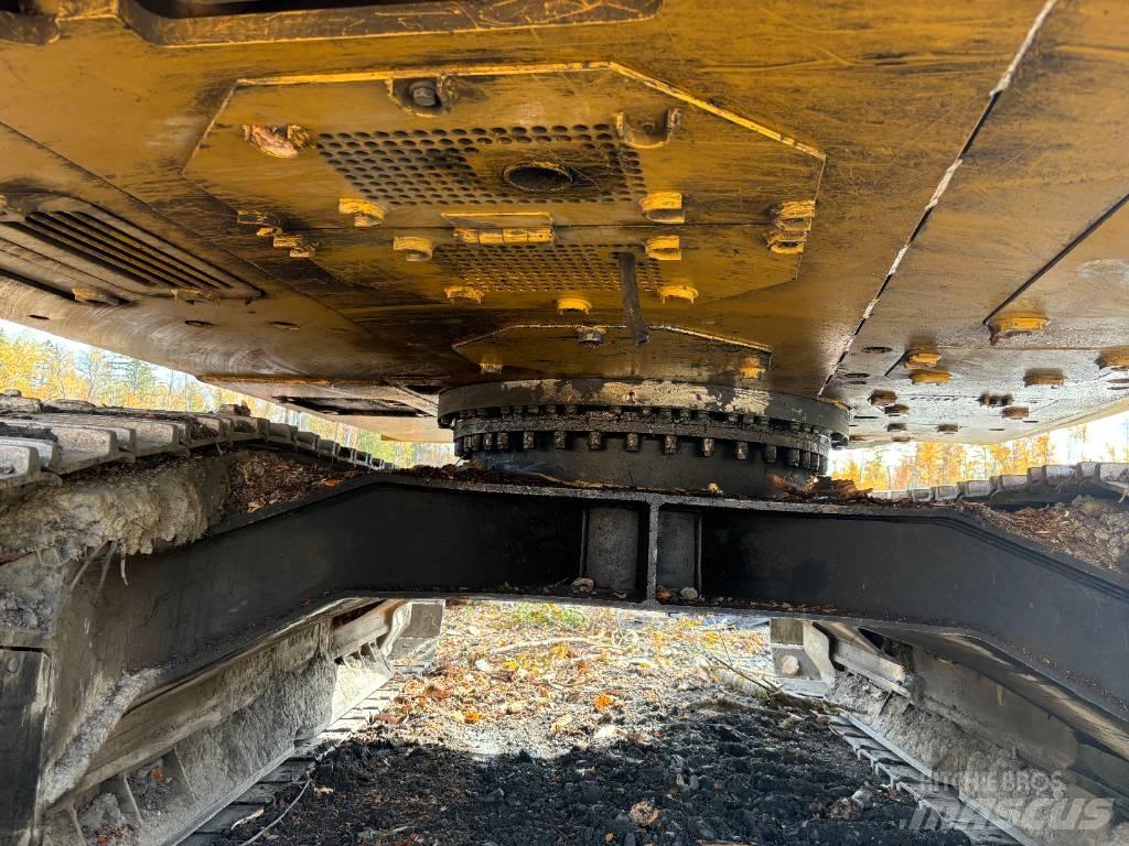 CAT 320 D FM Karsintakoneet