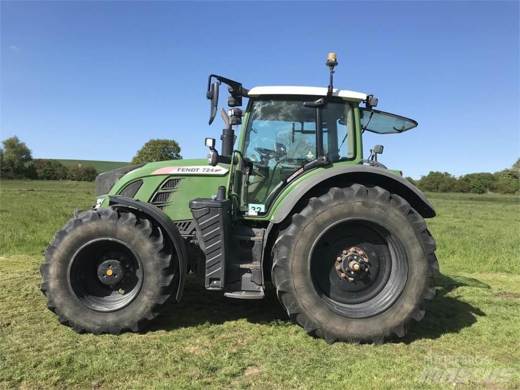Fendt 724 Vario Traktorit