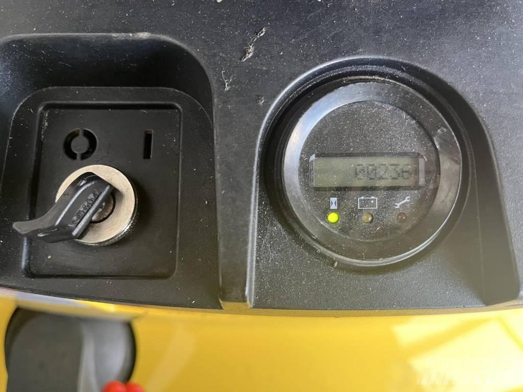 Hyster S1.0E Lavansiirtotrukit