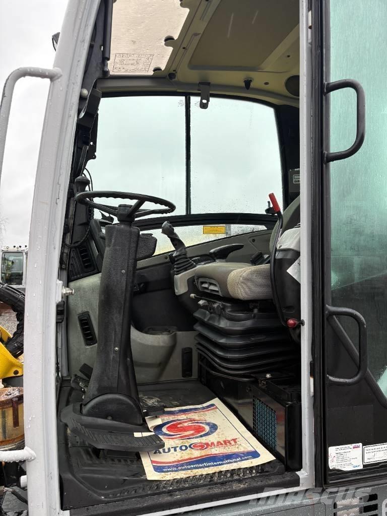 Wacker Neuson EW65 Pyöräkaivukoneet