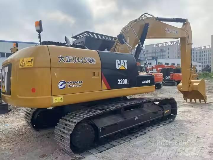 CAT 320 D2 Telakaivukoneet