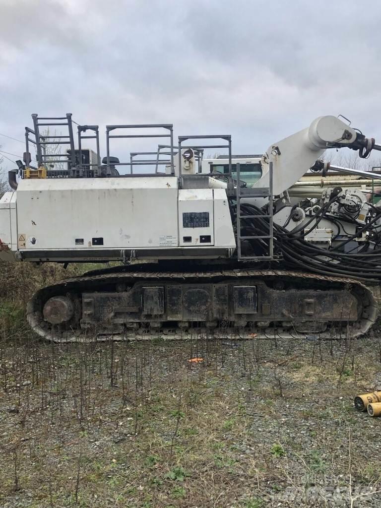 Bauer BG 24 Raskaat porat