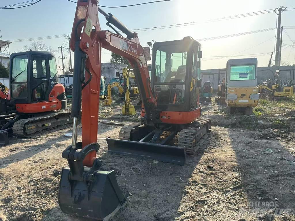Kubota U 35 Minikaivukoneet < 7t