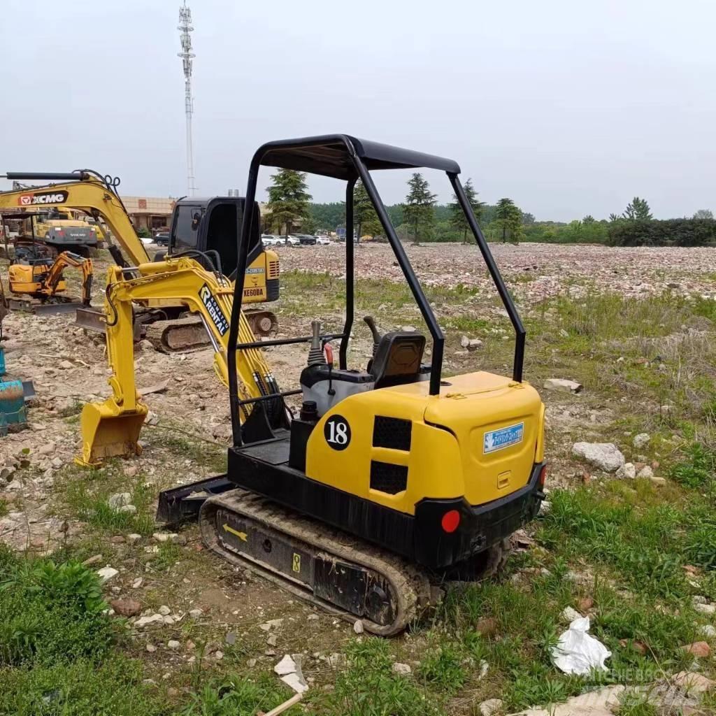 Komatsu PC 18 Minikaivukoneet < 7t