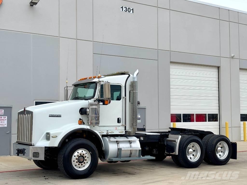 Kenworth T800 Vetopöytäautot