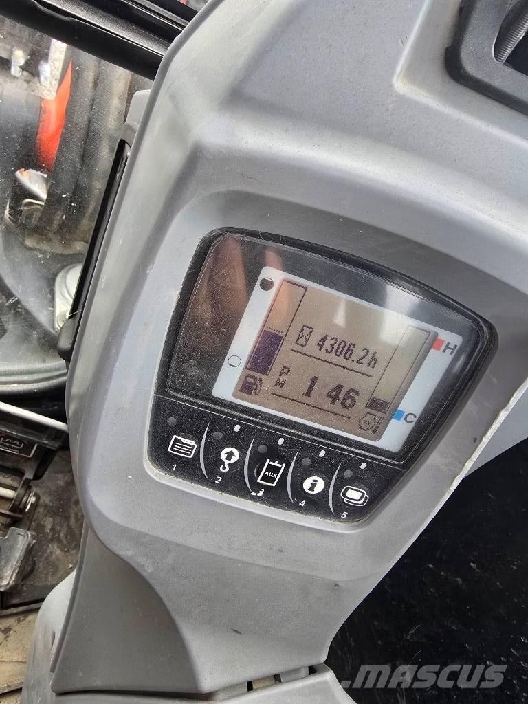 Kubota KX 040-4 Minikaivukoneet < 7t