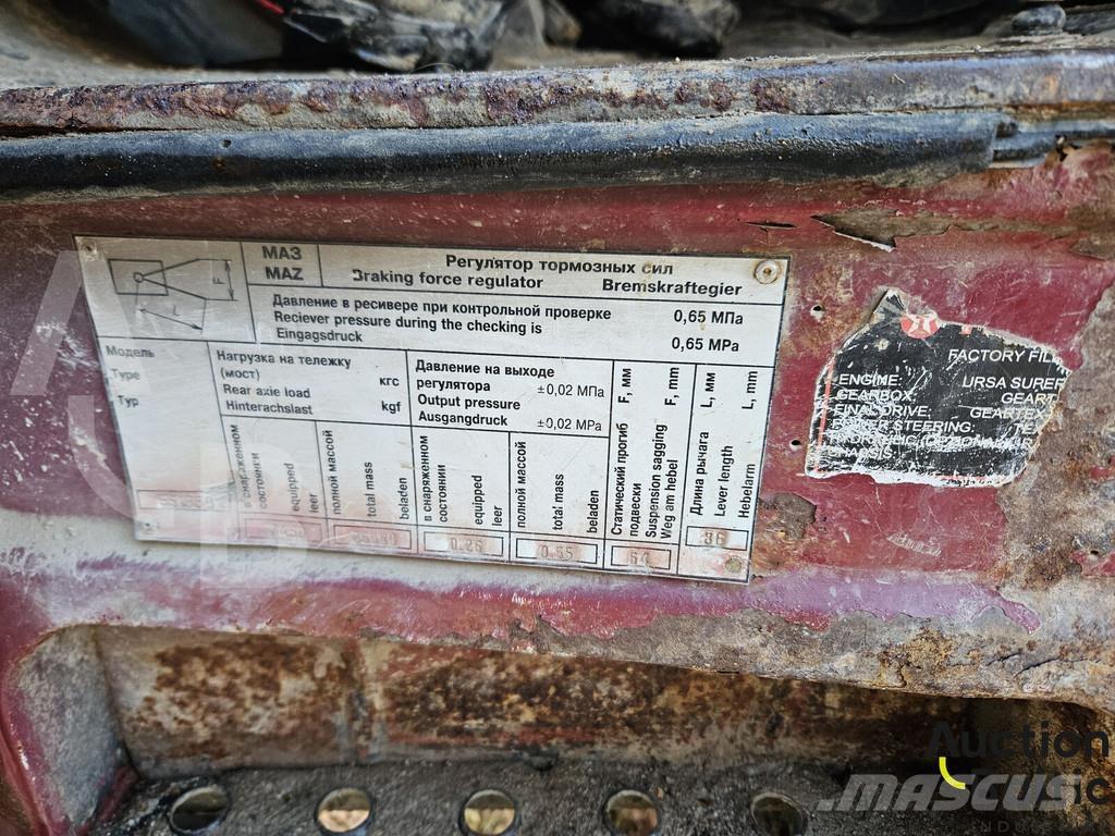 MAZ 551669 Sora- ja kippiautot