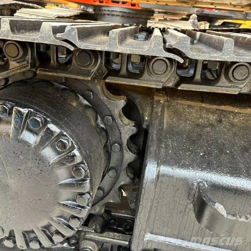 CAT 320D Telakaivukoneet