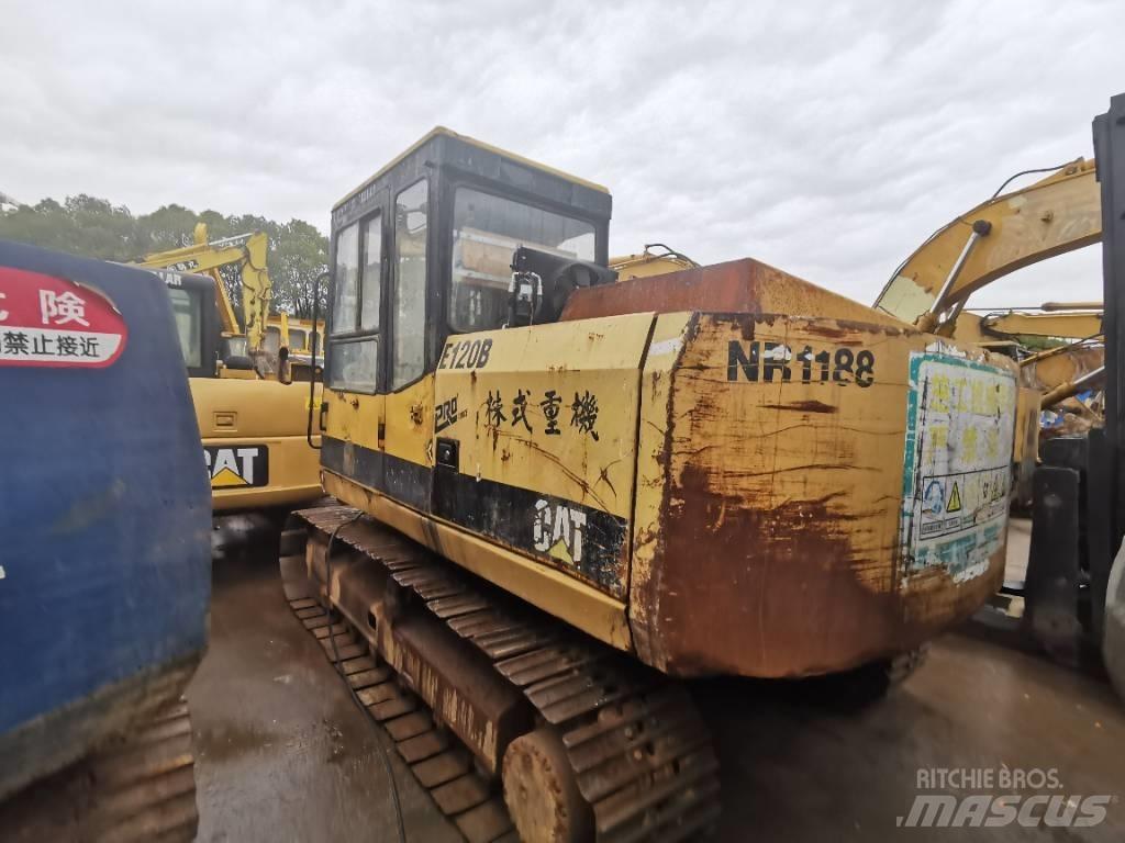 CAT E120B Telakaivukoneet