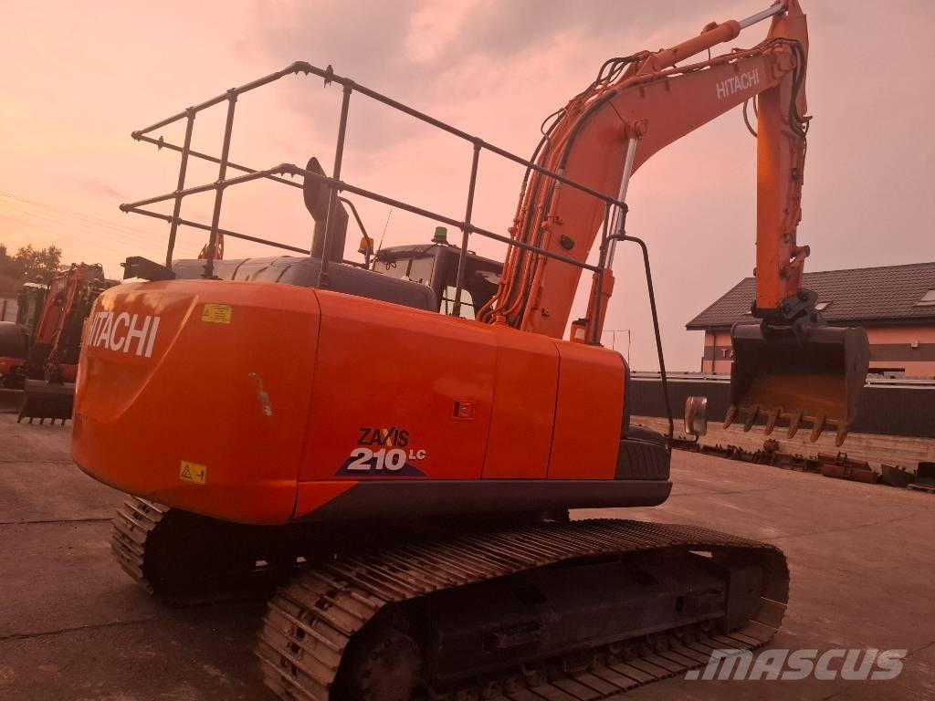 Hitachi 210LC Telakaivukoneet