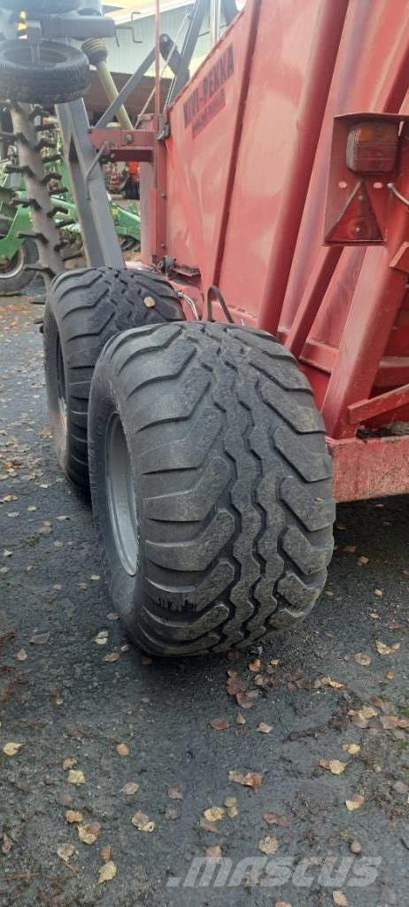 Kivi-Pekka KP 5 Kivenkeräyskoneet