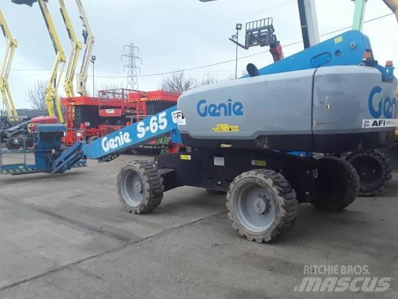 Genie S65S Teleskooppipuominostimet