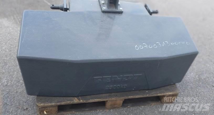  2500 Kg ETUPAINO Muut maatalouskoneet