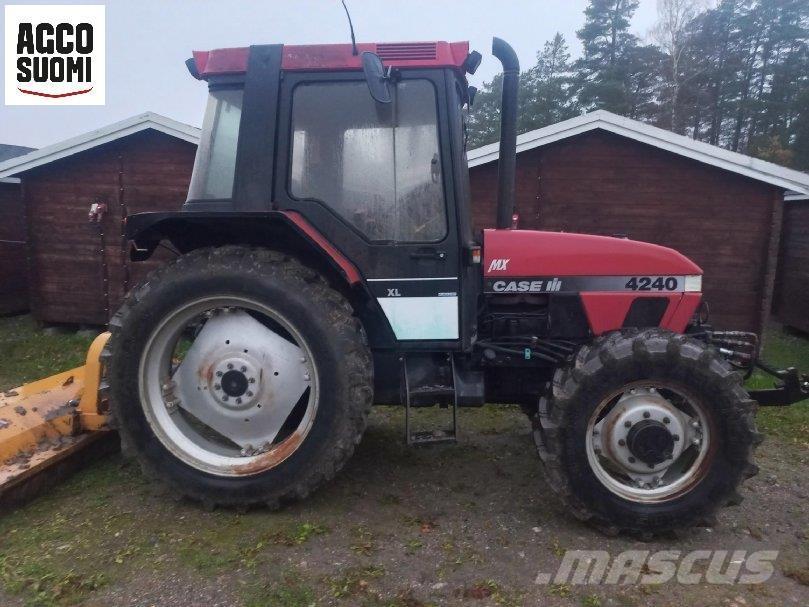 Case IH 4240 XL Traktorit
