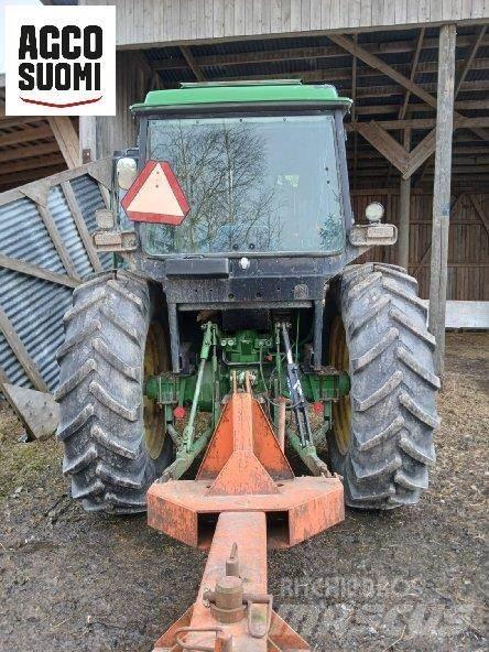 John Deere 3040 SG Traktorit