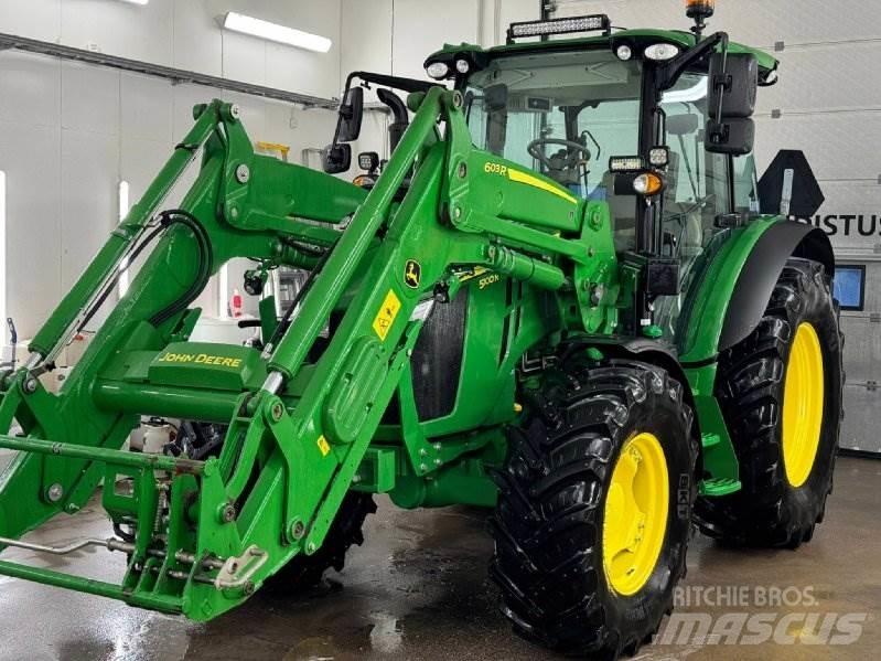 John Deere 5100 R Traktorit