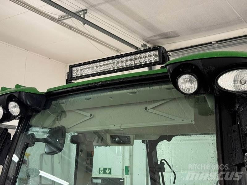 John Deere 5100 R Traktorit