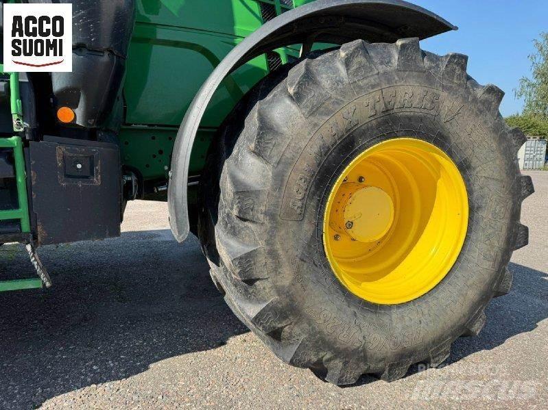 John Deere 6250 R Traktorit