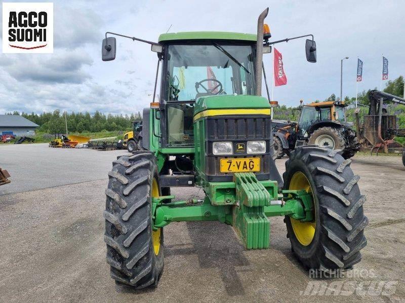 John Deere 6610 Traktorit