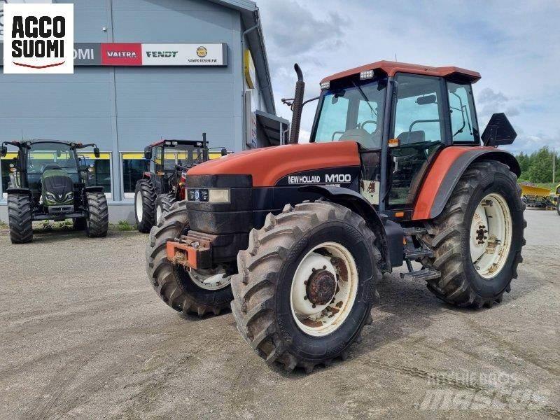 New Holland M100 Traktorit