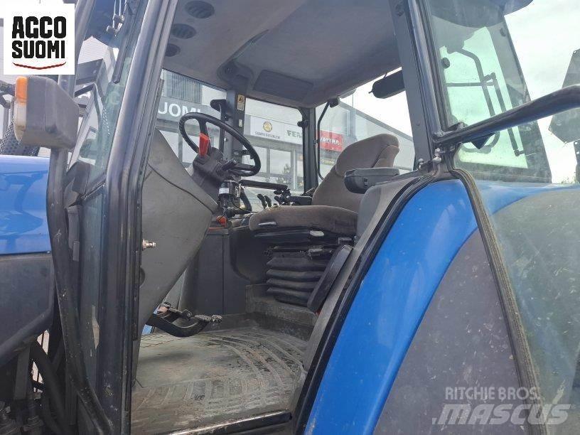 New Holland TM190 Traktorit