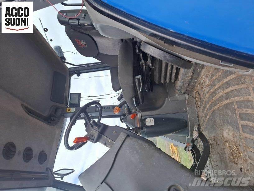 New Holland TM190 Traktorit