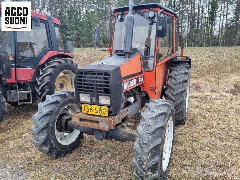 Valmet 405 Traktorit