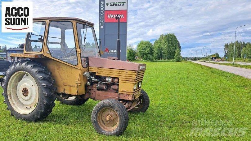 Valmet 502 2WD Traktorit