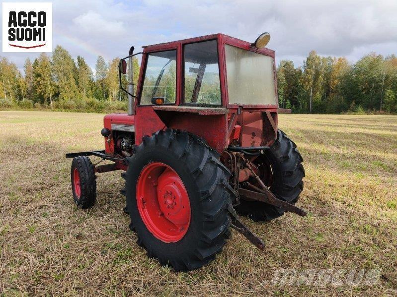 Valmet 565 Traktorit