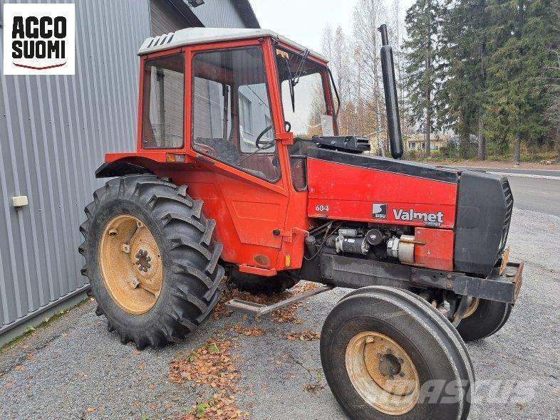 Valmet 604 Traktorit