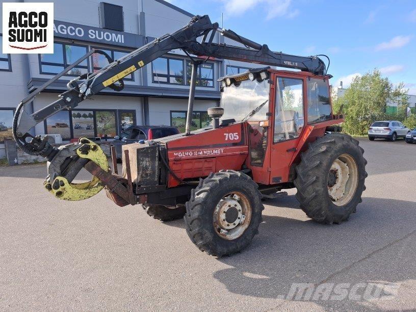 Valmet 705 Traktorit