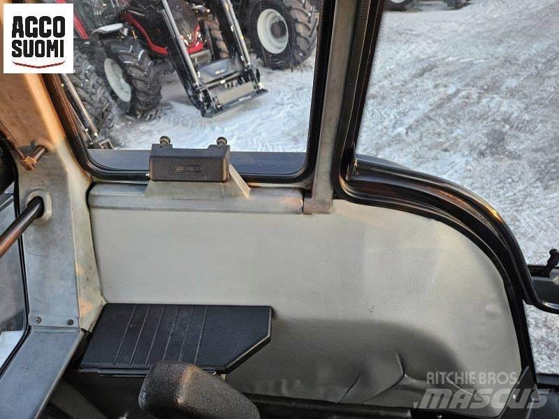 Valmet 8100 Traktorit