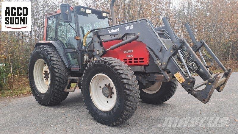 Valmet 8400 Traktorit