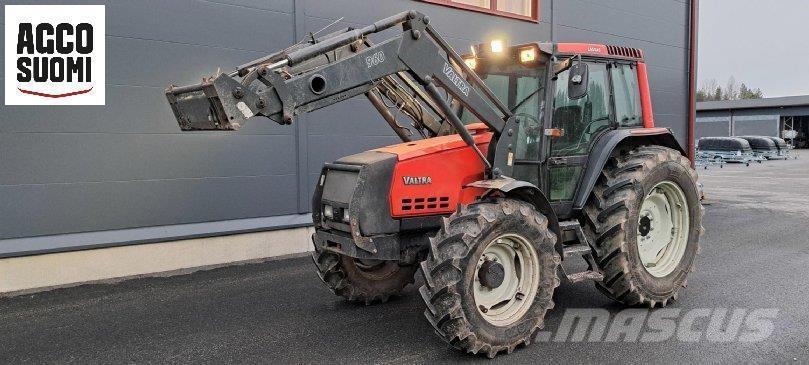 Valtra 6650 HITECH Traktorit