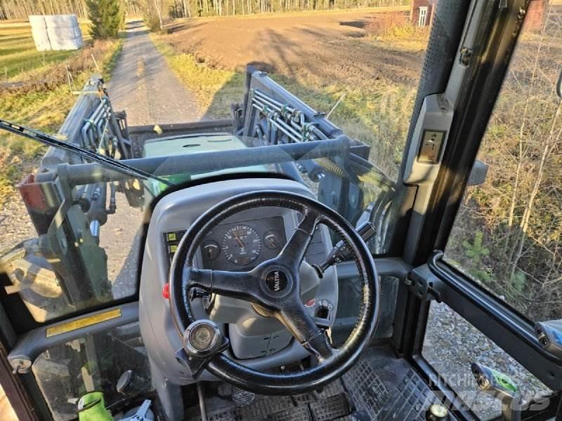 Valtra 6850 HITECH Traktorit