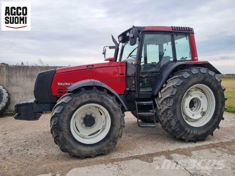 Valtra 8050 HT Traktorit