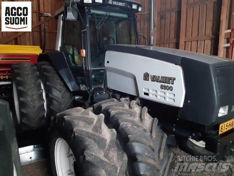 Valtra 8300 Traktorit