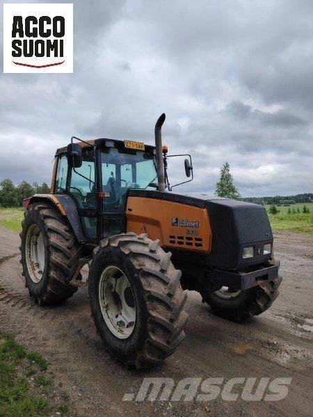Valtra 8400 Traktorit
