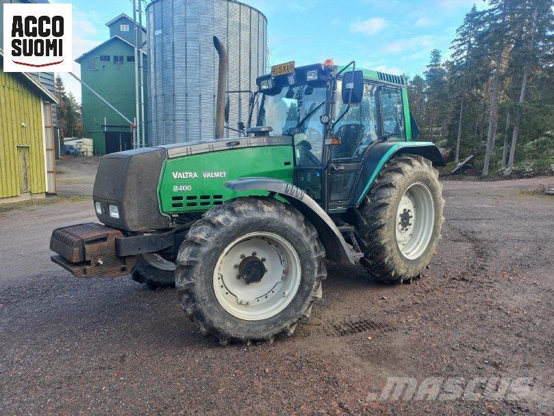 Valtra 8400 Traktorit