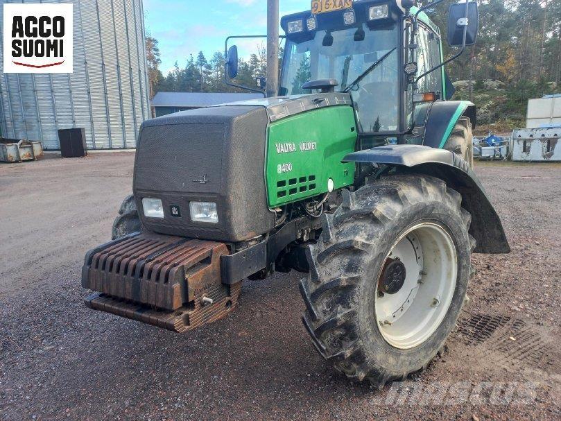 Valtra 8400 Traktorit