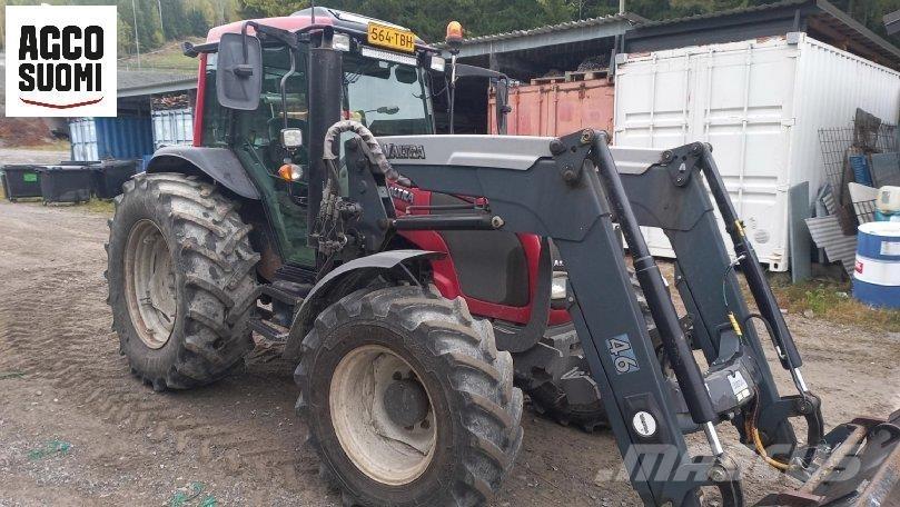 Valtra A93 Traktorit