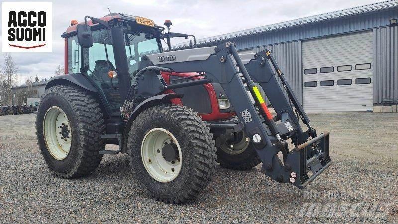 Valtra A93 HT Traktorit