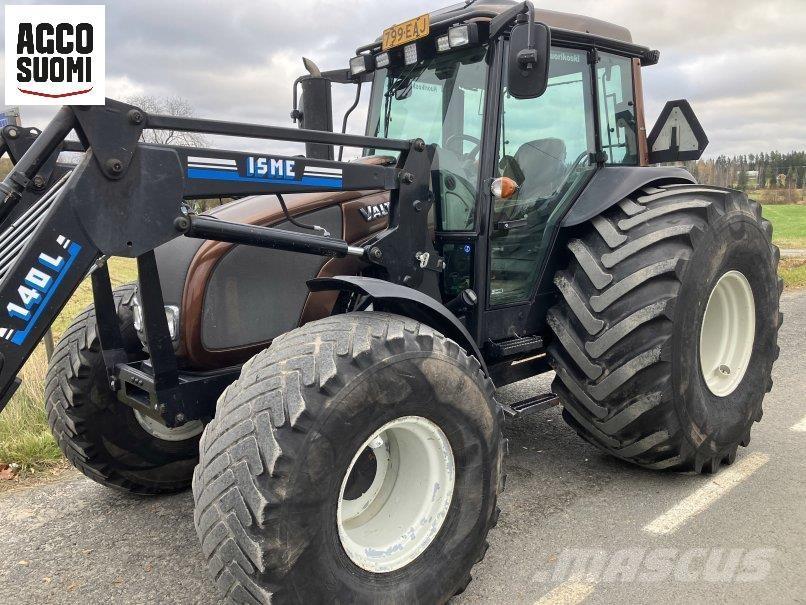 Valtra A93 HT Traktorit